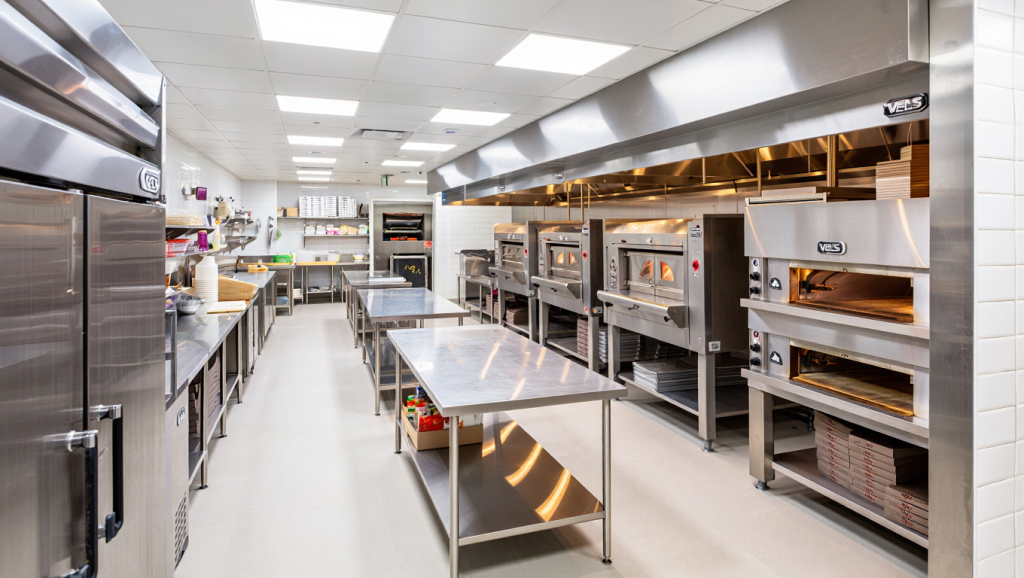 Pizzeria Kitchen (2).png