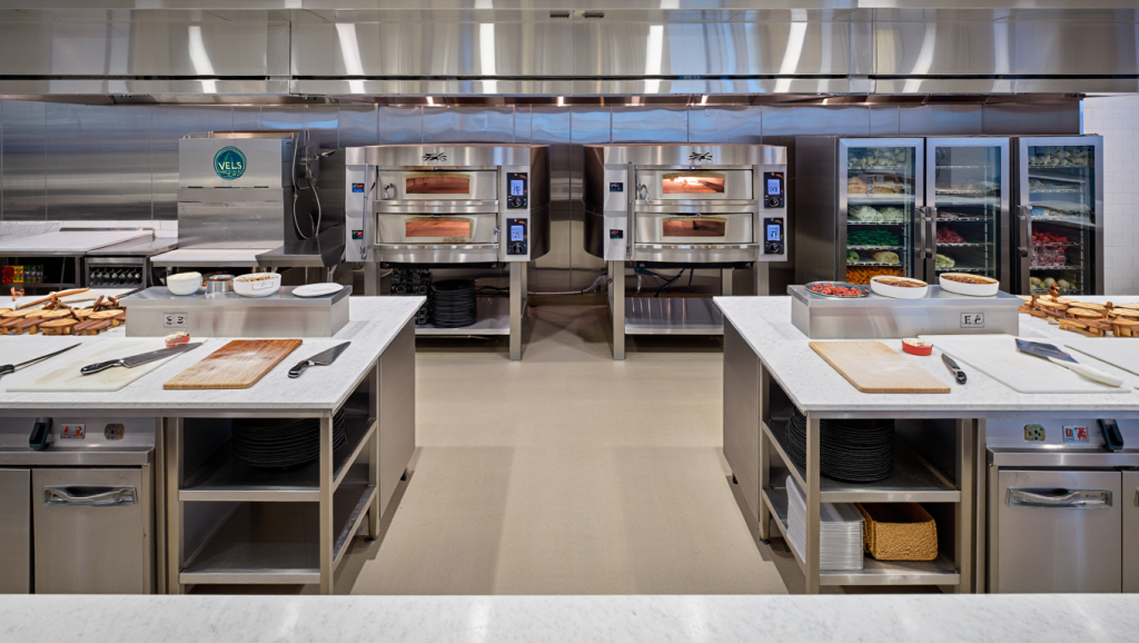 Pizzeria Kitchen Setup (2).png
